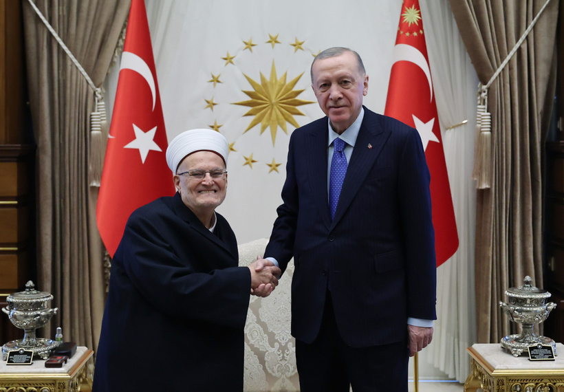 cumhurbaskani erdogan mescid i aksanin imamini kabul etti 0