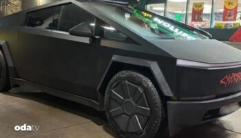 cybertruck trafikten men edildi YcOTJ6GN