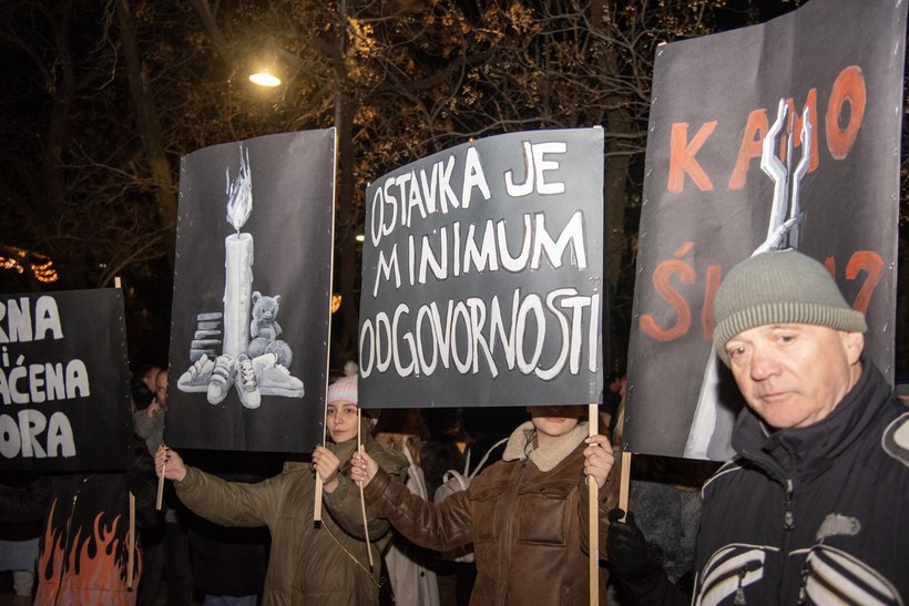 karadagda halk ayaga kalkti 13 kisinin oldurulmesine protesto 3 BdCAv84O