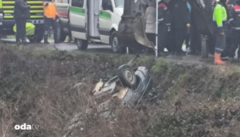duzcede korkunc kaza dereye devrildi VzmL3bUE