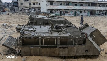 israil gucleri refahtan cekilirken kullandigi tanklari geride birakti ER5U9wTc