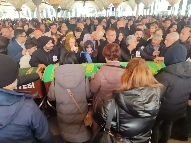 kartalkayada hayatini kaybedenler topraga verildi 4 irYeU8Kk