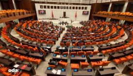 akpli vekilin sozleri sonrasi mecliste gerginlik TSGy1Eer