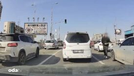 ankarada beyzbol sopali trafik canavari boyle goruntulendi gaJsSCrl