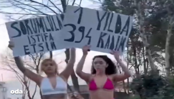 bikinili eylemci yine sokaklarda OaL7Uxid