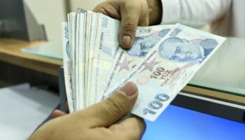 en dusuk emekli maasi duzenlemesi tbmmde kabul edildi SAL8UH41