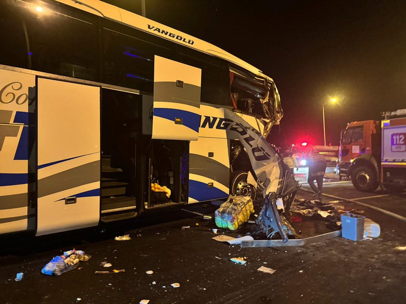 gaziantepte feci kaza olu ve yaralilar var 1 e3pZyQNK