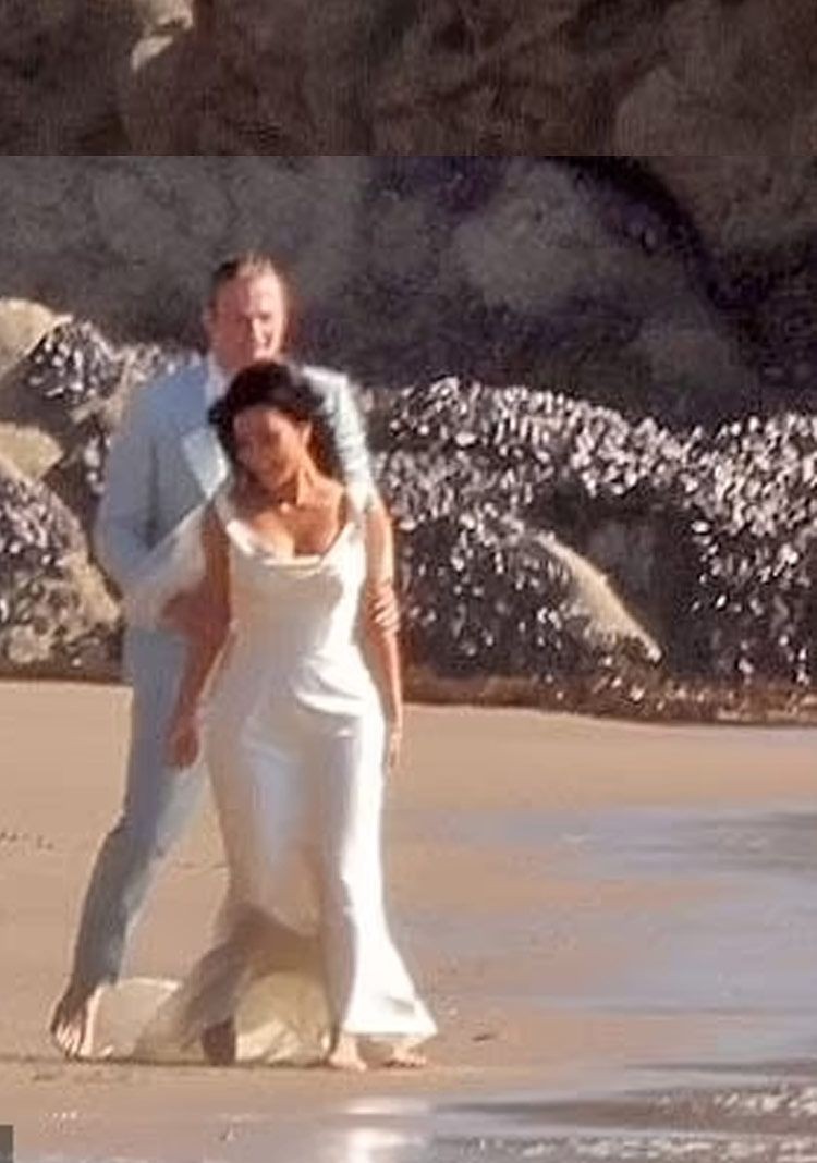 kim kardashian dorduncu kez gelin oldu 9 SRnF17Mk