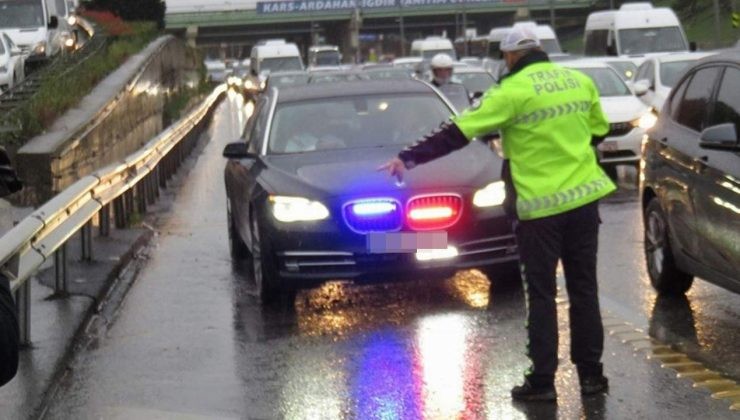 milletvekili arkadasi sebahat akkirazi aradi trafik kiyagina nasil karsi cikarsin 0 wPmaCCBz