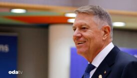 romanya cumhurbaskani istifa etti 9YpcrIr5