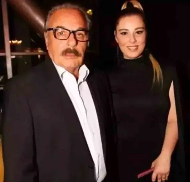 tugce tayfur babasiyla kare sitem etti beden dili diye bir sey var 2 YnMeY7BK