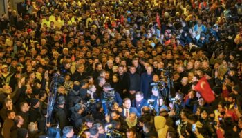 turkiye 6 subati unutmadi deprem bolgesinde anma yWLGsr5e