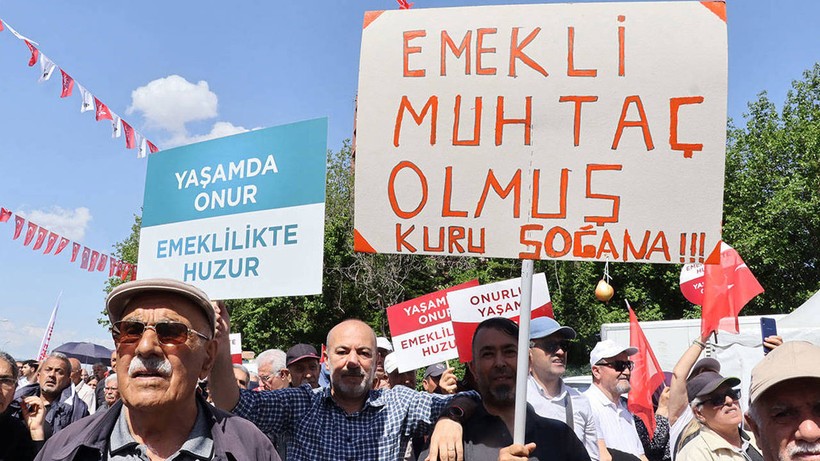 turkiye tarihinde bir ilk emekliden zam davasi tuik hakim karsisinda 2