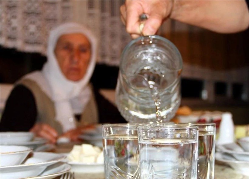 10 soruda merak edilenler orucu neler bozar orucu bozmanin hukmu ne 5 1JM6sIpU