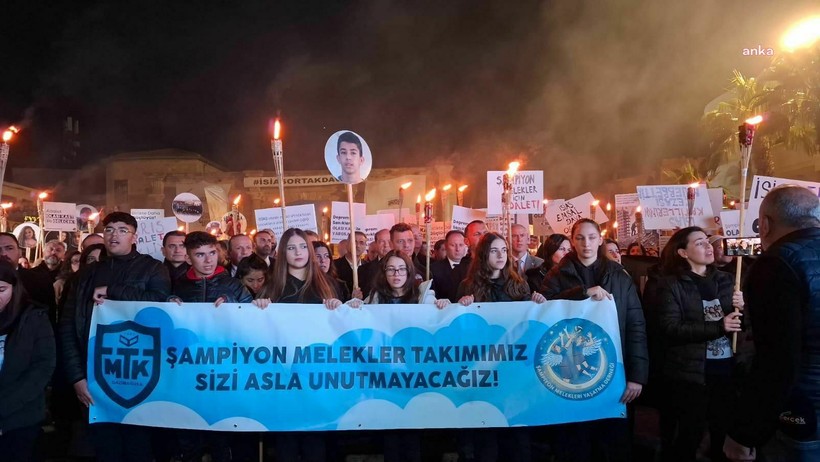 35i ilkokul ogrencisi 72 kisiye mezar oldu iki yilin ardindan dugmeye basildi kamu gorevlilerine dP7czJ5h