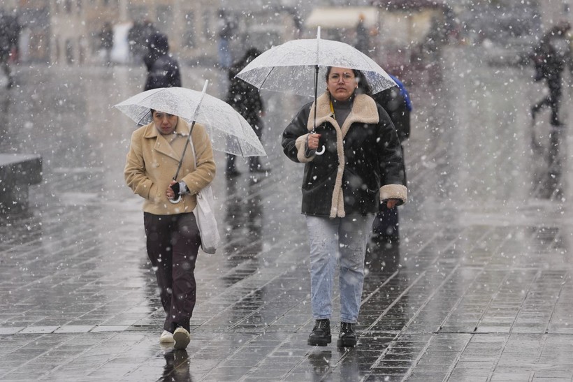 akomdan uyari istanbul beyaza burundu 0 CBl2s2vZ
