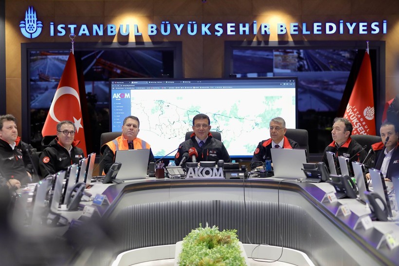 akomdan uyari istanbul beyaza burundu 5