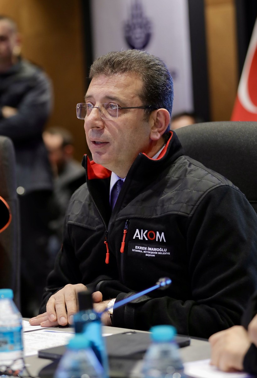 akomdan uyari istanbul beyaza burundu 7 v8VmEkVW
