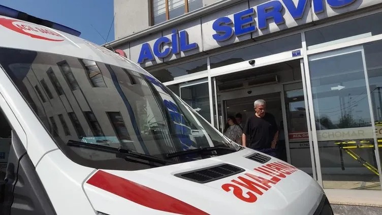 ambulansin onunu kesip icini arayan magandalara istenen ceza 1 KZV3SmjF