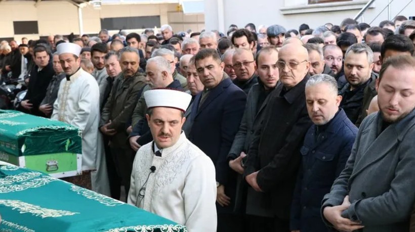 bebeklerine doyamadan hayata veda ettiler o kazada 1 j9IrHiI6