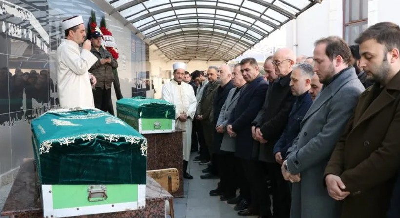 bebeklerine doyamadan hayata veda ettiler o kazada 3 1tqGSlev