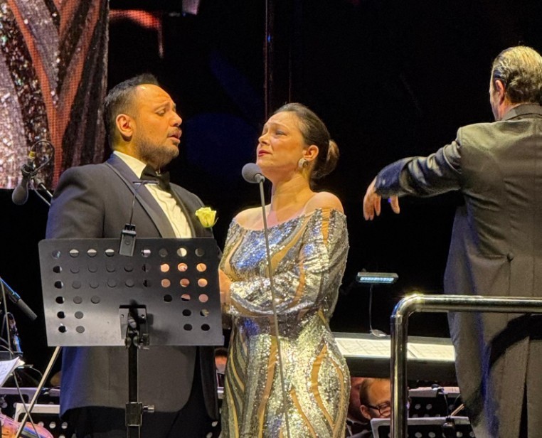 bir italyan bir alman soprano yarali gonul soylerse vongole uzerine lahmacun mu olur 4 dNb7XpeL