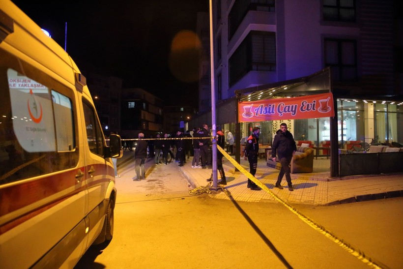 corumda kahvehaneyi tarayip kacti bir olu dort yarali 1 OXrThP9z