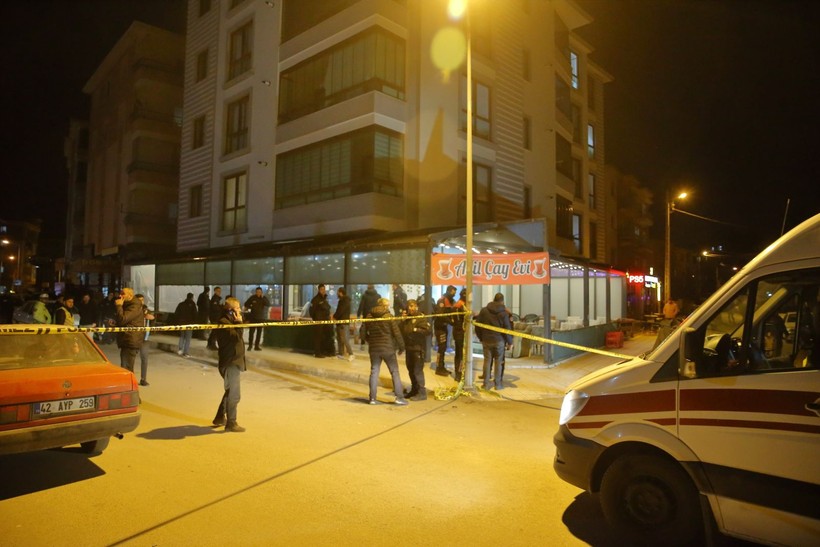 corumda kahvehaneyi tarayip kacti bir olu dort yarali 2 BV2XsmeM