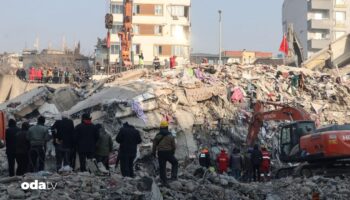depremde yikilan ebrar sitesinin kurucusunun cezasi belli oldu bbCFzDDM