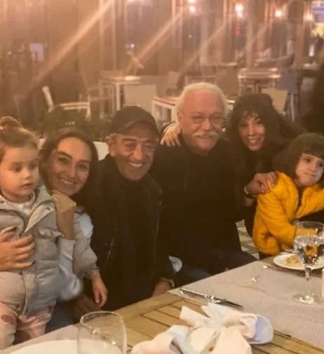 dostlari edip akbayrami anlatiyor 3 VALkWSsY