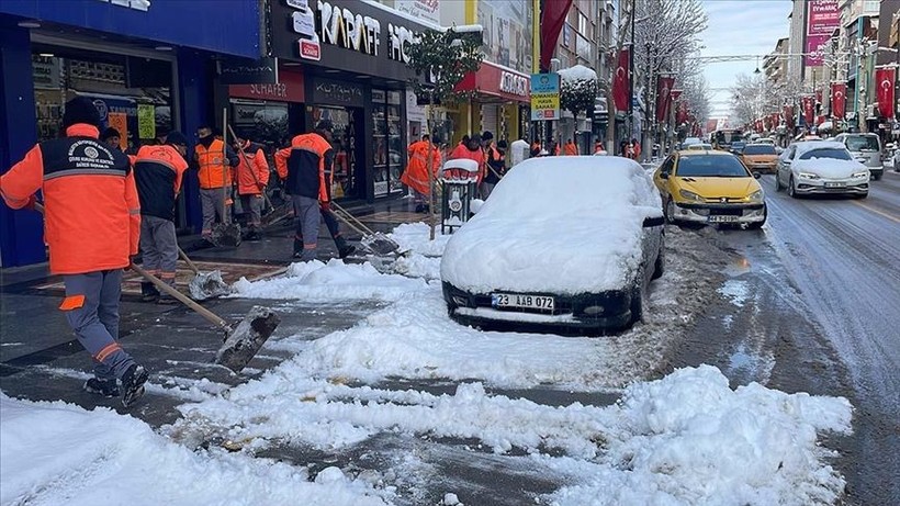 egitime kar engeli bes ilcede tatil var 1