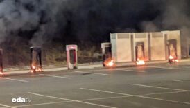 elon muska tepki icin tesla tesisleri kundaklandi WNff1UDM
