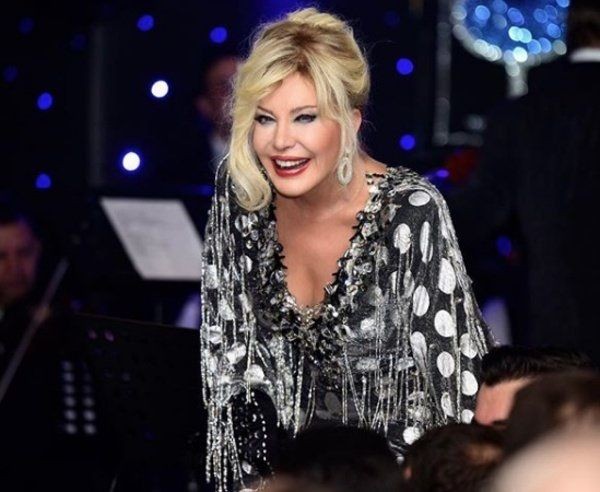emel sayindan botoks itirafi baska bir sey yaptirmiyorum 2