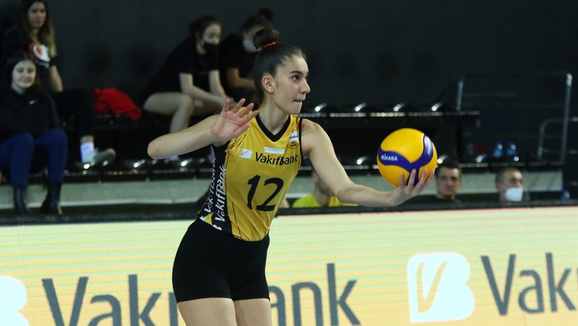 fenerbahceyle aniliyordu zehra gunes imzayi atti 1 yOWgzD8L