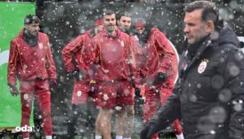 galatasaraydan karlar altinda antrenman nZ9lyjjb