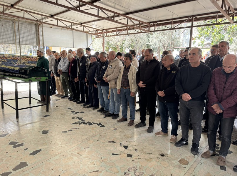 gazeteci sencer gunessoy topraga verildi 0 zziRLKRp