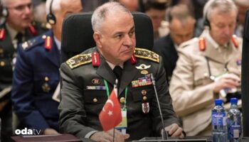 genelkurmay baskani metin gurak ingiliz mevkidasiyla gorustu ZSBc5Mwc