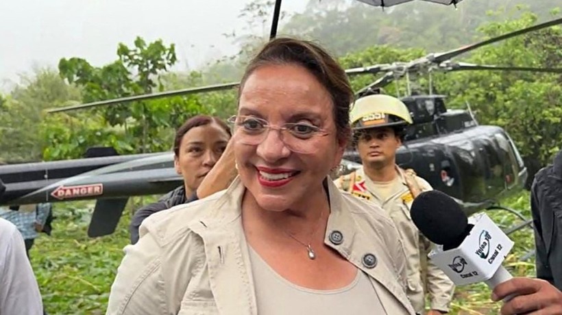 havada panik honduras devlet baskani xiomara castro helikopterde olumden dondu 4 UBfDKUBP