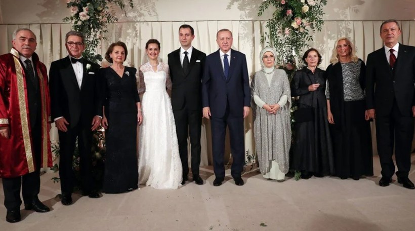 hulusi akarin gelini turkiye pazarina giriyor 2 nAKGUezA