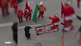 ilginc sevgililer gunu kutlamasi OyUPc5bS