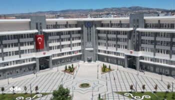 ili karistiran yapi skandali odatvye acikladilar EdKL2EIV