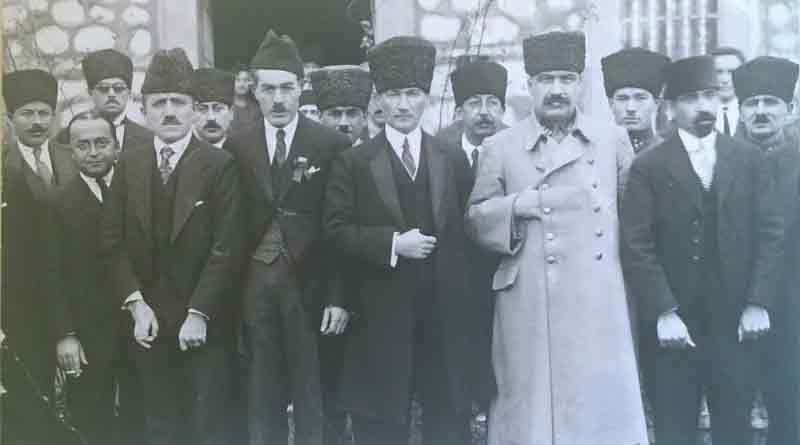 istanbul barosu icin lutfi fikri modeli mi yusuf kemal tengirsenk modeli mi 2 4PzJVQnE
