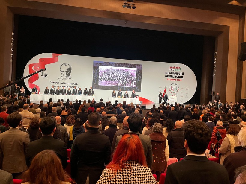 istanbul barosunda olayli kurultay 0