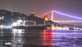 istanbul bogazinda gemi trafigi durdu qu6ha5HF