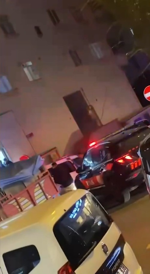 istanbulda kiraya zam kavgasinda kan akti bicakla saldirdi 2 2kagOUKb