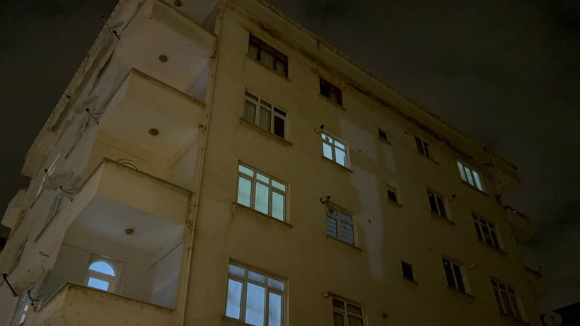 istanbulda kiraya zam kavgasinda kan akti bicakla saldirdi 4 2rRRiAa7