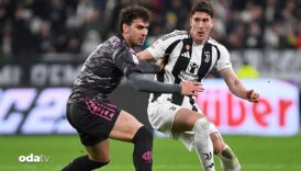 juventus taraftarina vlahovic ve kenan soku w56JzcXc