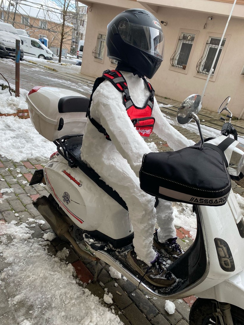kar dustu sanata donustu en ilginc kardan adam tasarimlari 10 rpq5j3sb