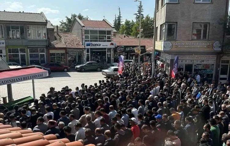 konyada dugunu kana buladi magandaya iyi hal indirimi 2 OJfefbCL