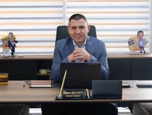 maydonoz donerden fetonun mahrem imami cikti ayakkabi boyaciligindan 408 subeye 0 TWHEOynw